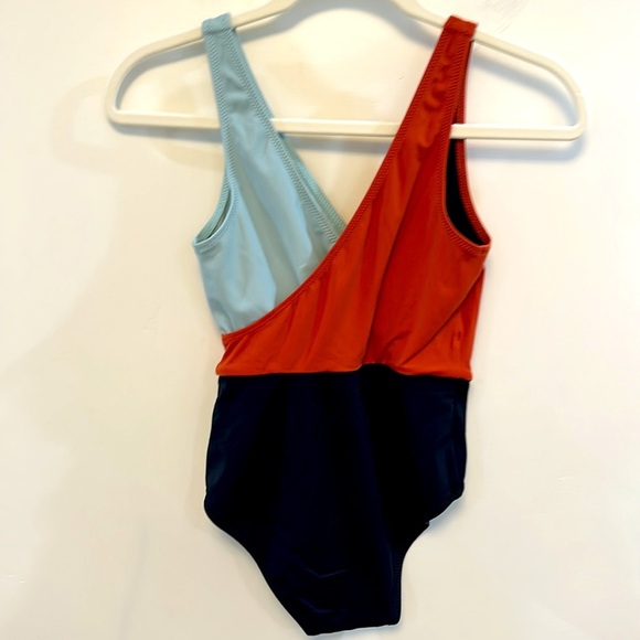 SOLID AND STRIPED THE BALLERINA ONESIE - BLACK/LIGHT BLUE/RED - Picture 8 of 10